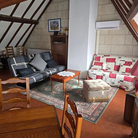 L'Escale Tourangelle Apartamento Saint-Georges-sur-Cher Exterior foto